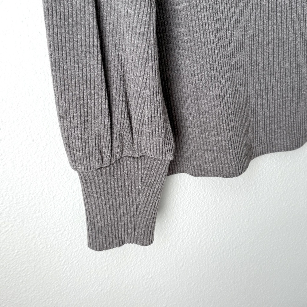 a.n.a Ribbed Square Neck Puff Sleeve Long Sleeve Top-Grey Women’s Size Large EUC - Picture 4 of 9